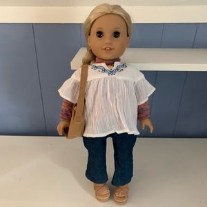 AMERICAN GIRL DOLLS